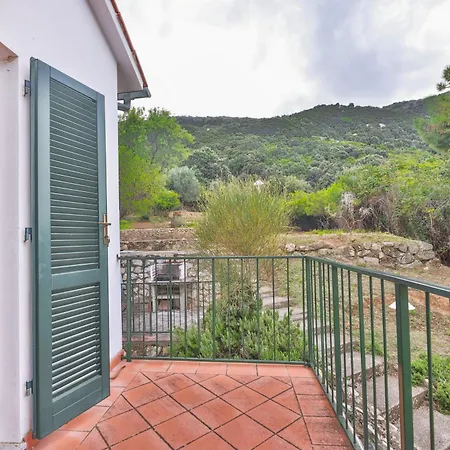 Cotoncello In Posizione Panoramica - Goelba Appartement